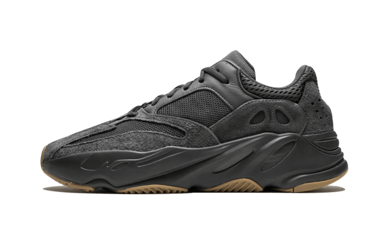 Adidas Yeezy Boost 700 Utility Black - Sneak