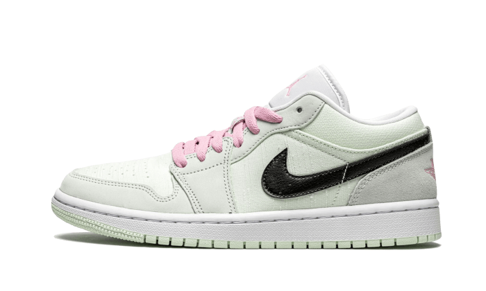 Air Jordan 1 Low SE Barely Green, Barely Green/Black-Light Arctic Pink-White (CZ0776-300)