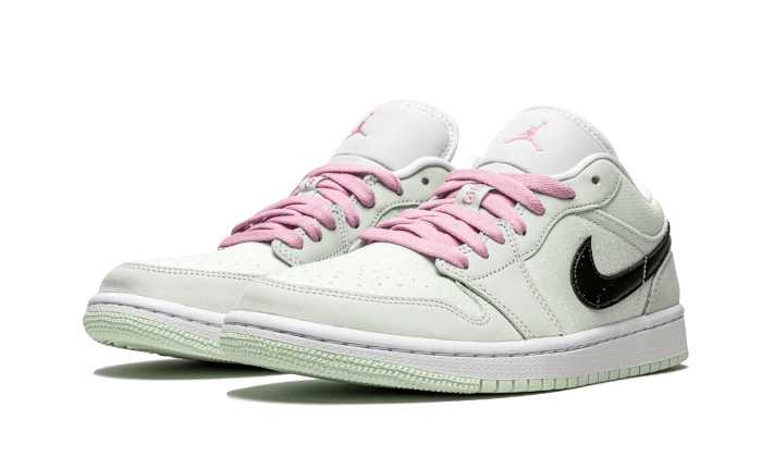 Air Jordan 1 Low SE Barely Green, Barely Green/Black-Light Arctic Pink-White (CZ0776-300)