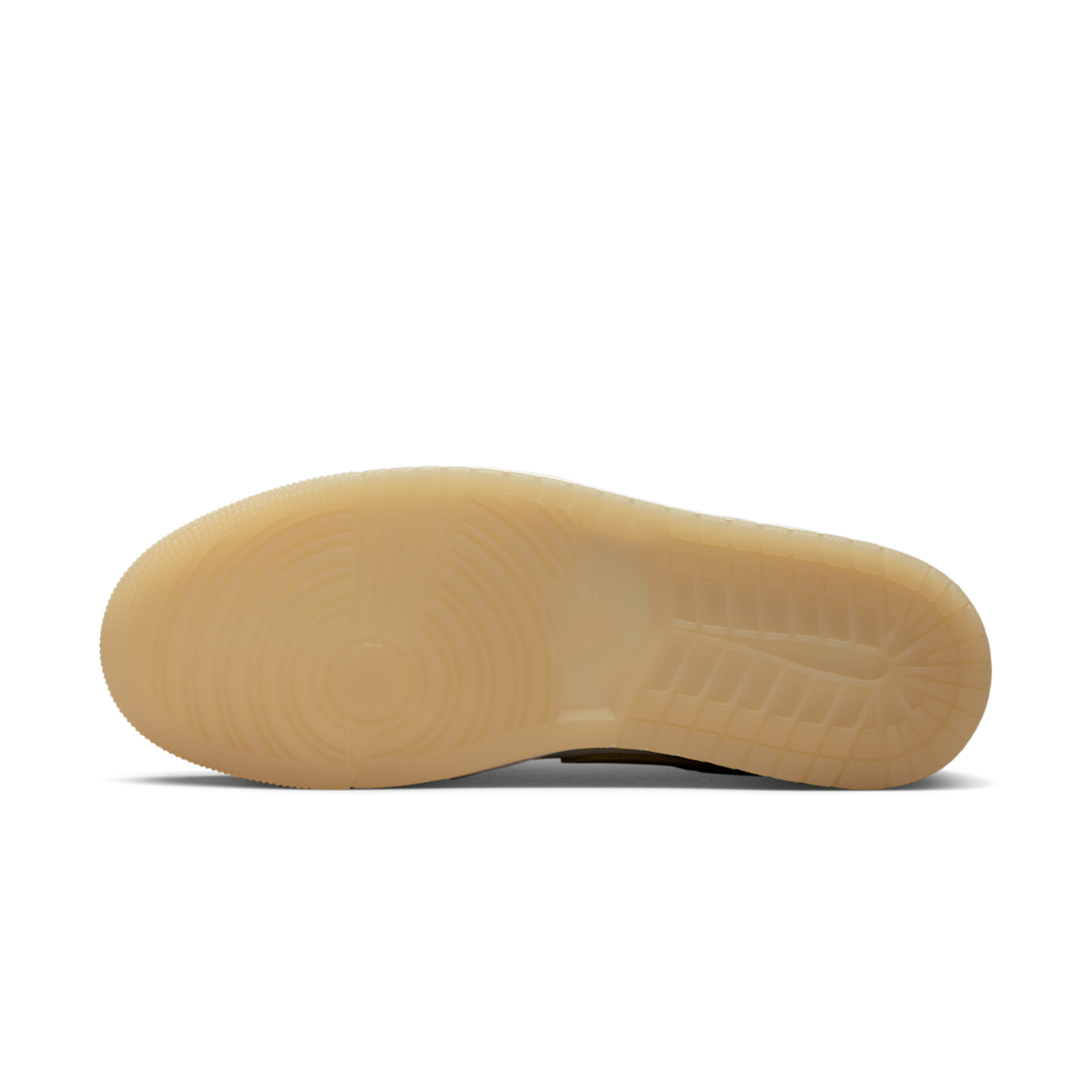 Air Jordan 1 Low SE Metallic Team Gold, Sail/Pale Ivory/Team Gold (HV5157-100)