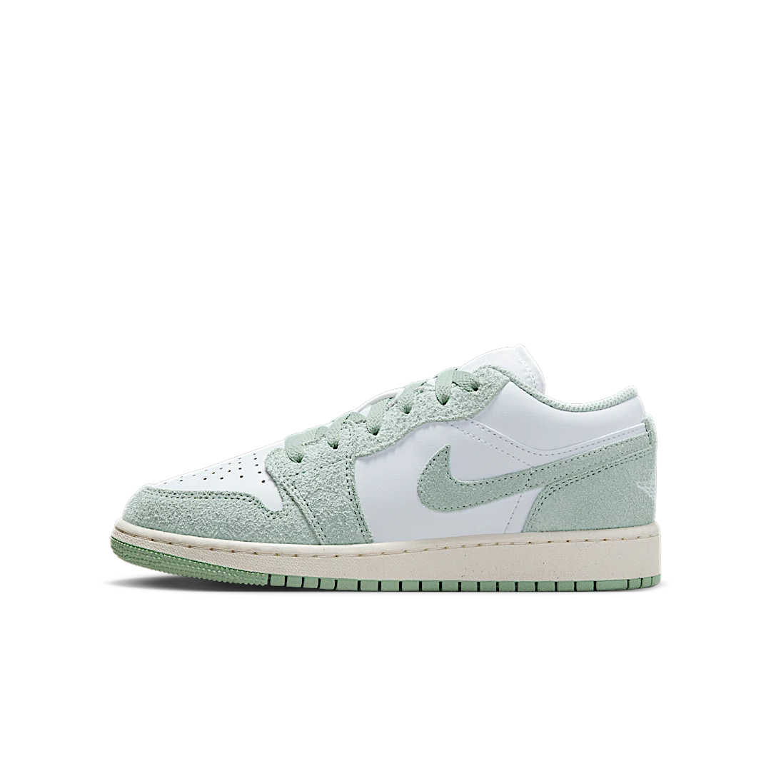 Air Jordan 1 Low SE White Seafoam, White/Seafoam/Sail (FN9137-131)