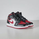 Air Jordan 1 Mid Bred Toe, Black/Noble Red-White (554724-066)