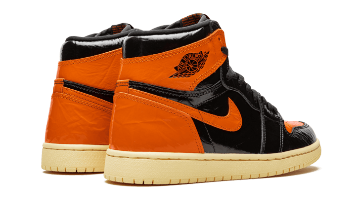 Air Jordan 1 Retro High Shattered Backboard 3.0, Black/Pale Vanilla-Starfish (555088-028 / 575441-028)