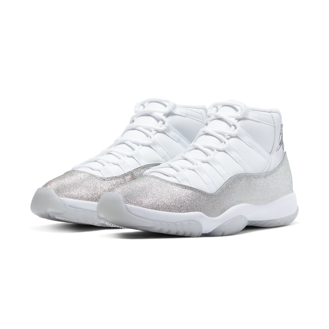 Air Jordan 11 Retro White Metallic Silver