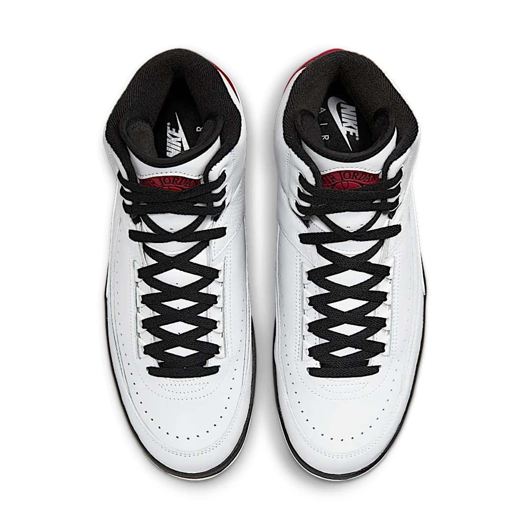 Air Jordan 2 Retro OG Chicago (2022), White/Varsity Red/Black (DX2454-106)