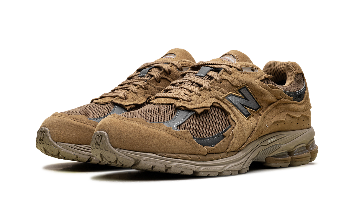 New Balance 2002R Gore-Tex Protection Pack Stucco