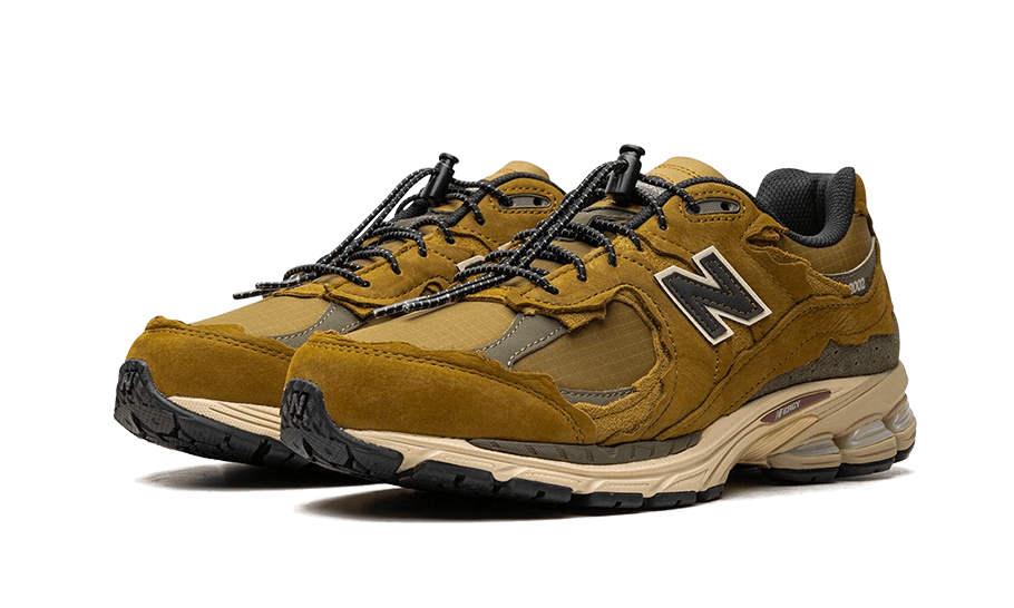 New Balance 2002R Protection Pack High Desert, High Desert/Dark Moss/Black (M2002RDP)