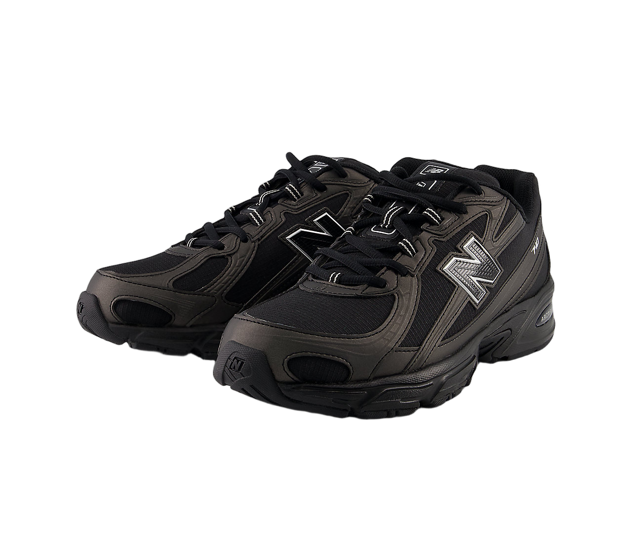 New Balance 740 Black Silver Metallic - Sneak