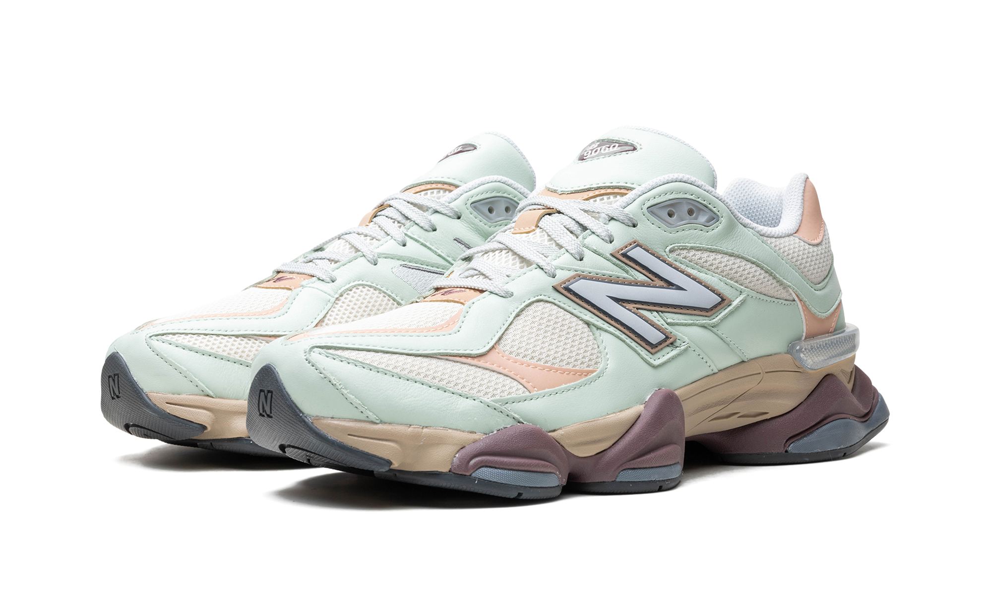 New Balance 9060 Clay Ash