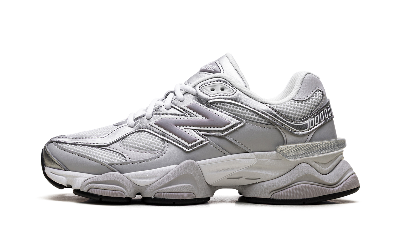 New Balance 9060 Raincloud Truffle Salt