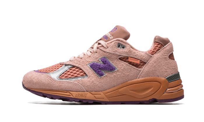 New Balance 990v2 Salehe Bembury Sand Be The Time, Misty Rose/Terra Cotta/Purple Passion (M990SB2)