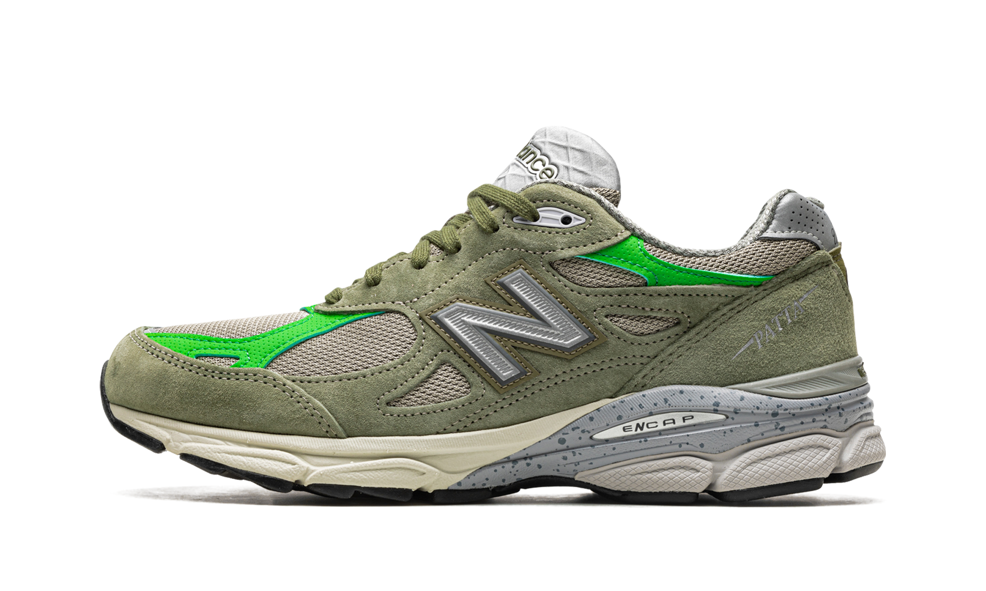 New Balance 990v3 MiUSA Patta Keep Your Family Close