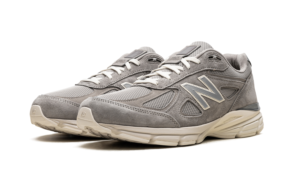 New Balance 990v4 MiUSA Kith Moonrock