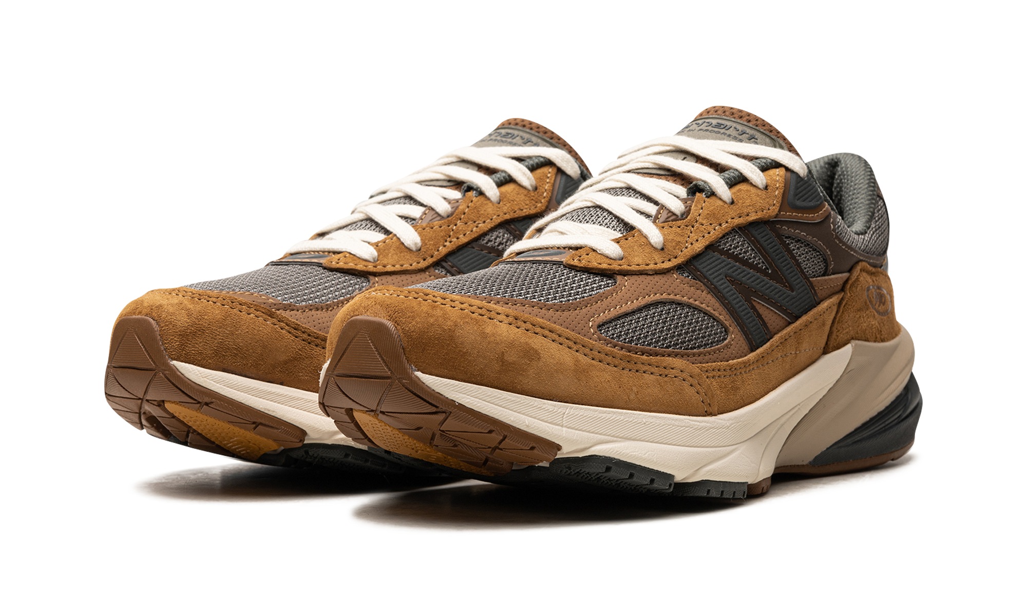 New Balance 990v6 Carhartt WIP Sculpture Center