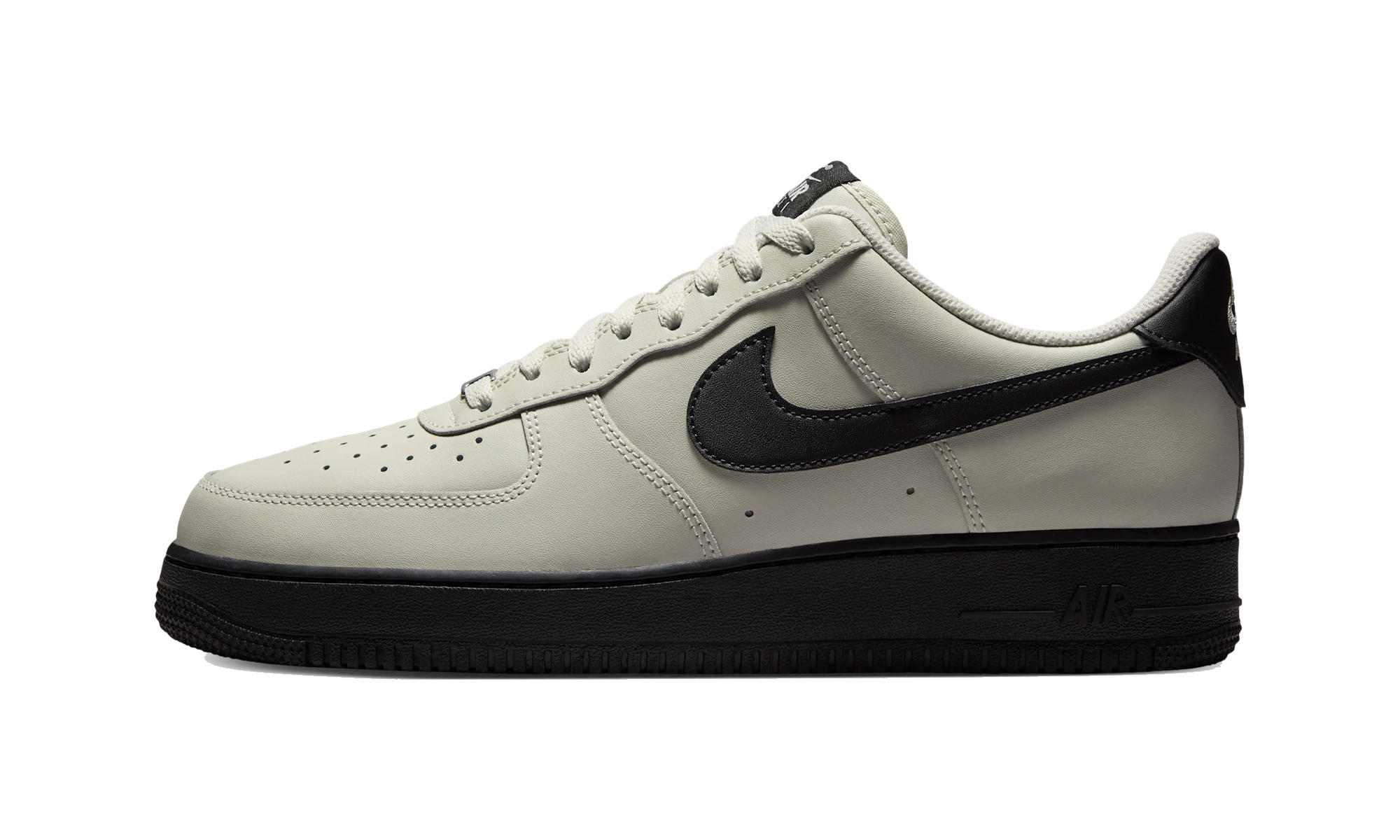 Nike Air Force 1 07 Light Bone Black