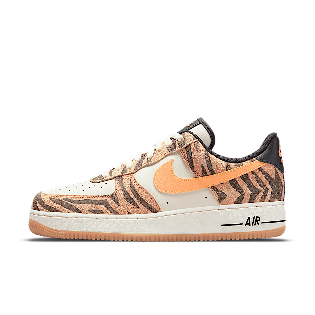 Nike Air Force 1 Low Daktari, Coconut Milk/Atomic Orange-Fuel Orange (DJ6192-100)