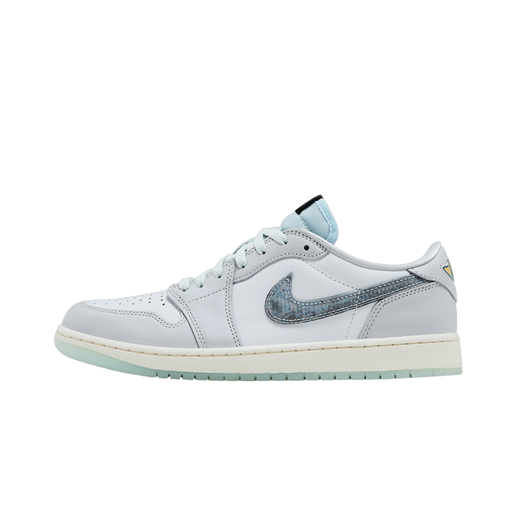 Nike Air Force 1 Low LE Triple White, White/White (DH2920-111/FV5951-111)