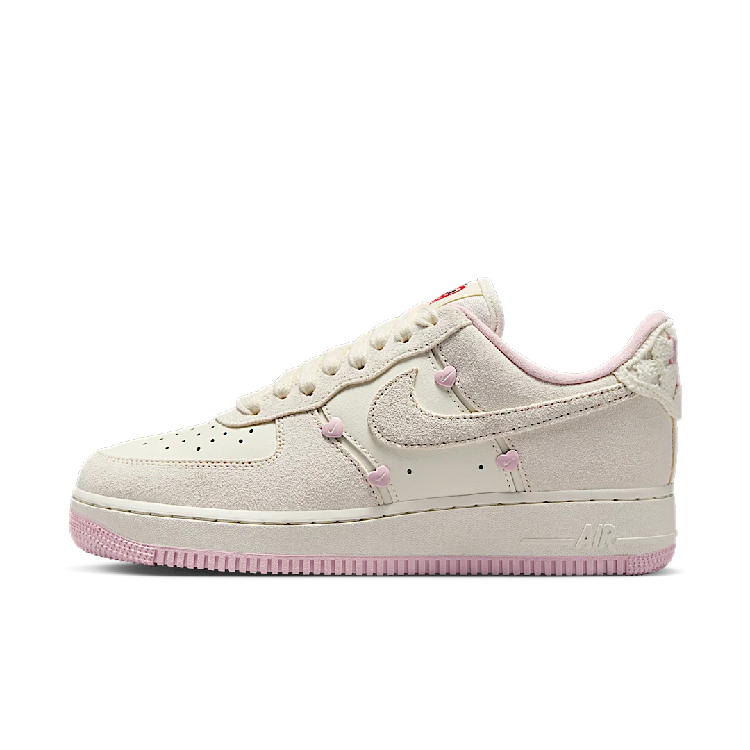 Nike Air Force 1 Low Valentine's Day (2025), Sail/Sail/Sail/Pink Foam (HV5992-111)