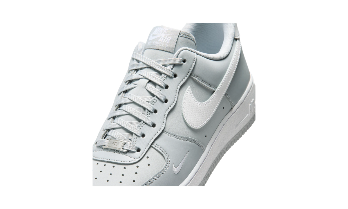 Nike Air Force 1 Low '07 LV8 Carbon Fiber Swoosh Wolf Grey White