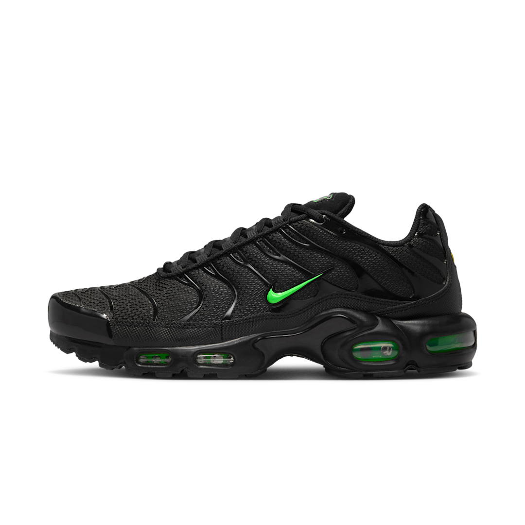 Nike Air Max Plus Black Green Strike, Black/Black/Green Strike (DM0032-024)