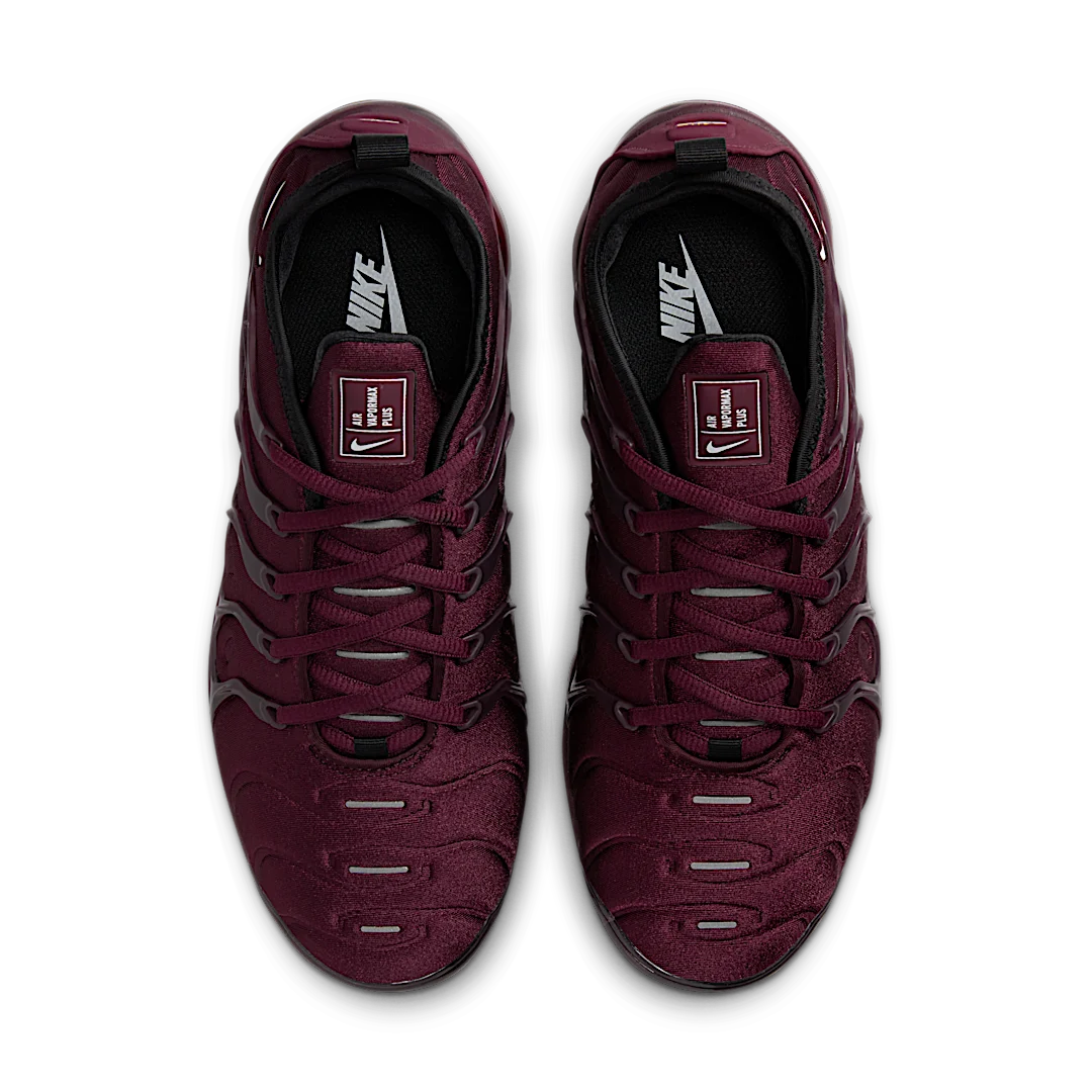 Nike Air VaporMax Plus Night Maroon, Night Maroon/White/Black/Cedar (FN6850-681)