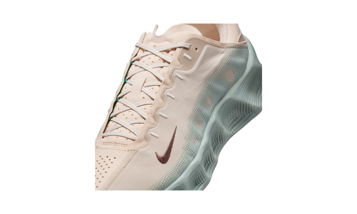 Nike Ava Rover Light Orewood Brown