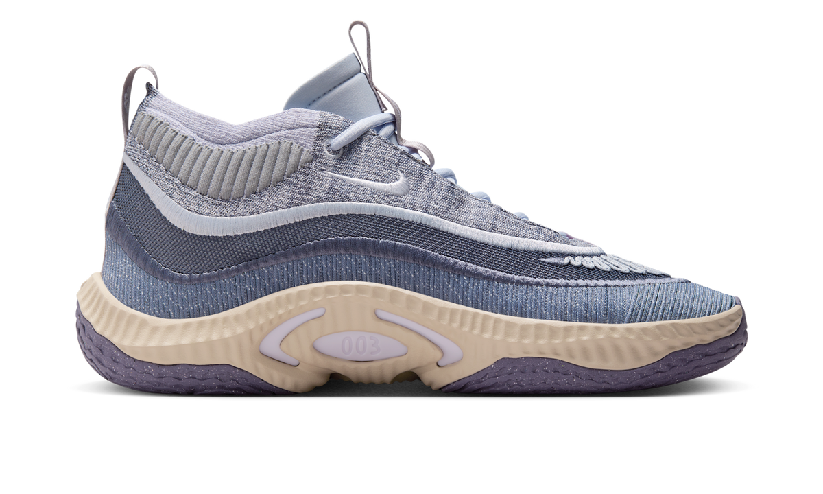 Nike Cosmic Unity 3 Be True To Her School