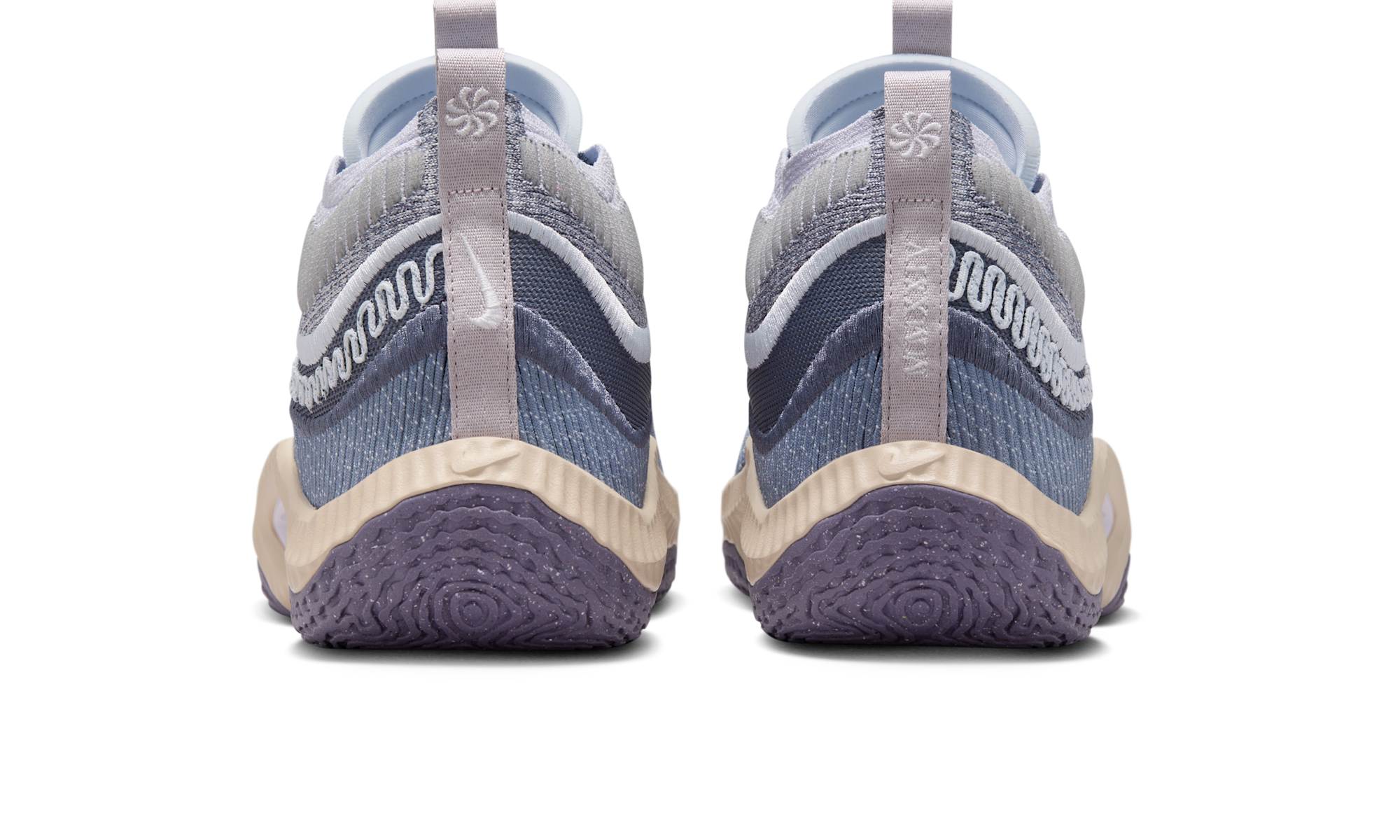 Nike Cosmic Unity 3 Be True To Her School