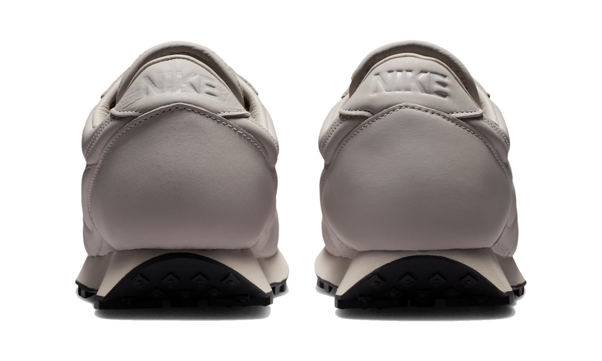 Nike Daybreak SP Moon Particle Light Bone