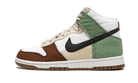 Nike Dunk High Next Nature Summit White, Summit White/Black-Oil Green-Rattan (DN9909-100)