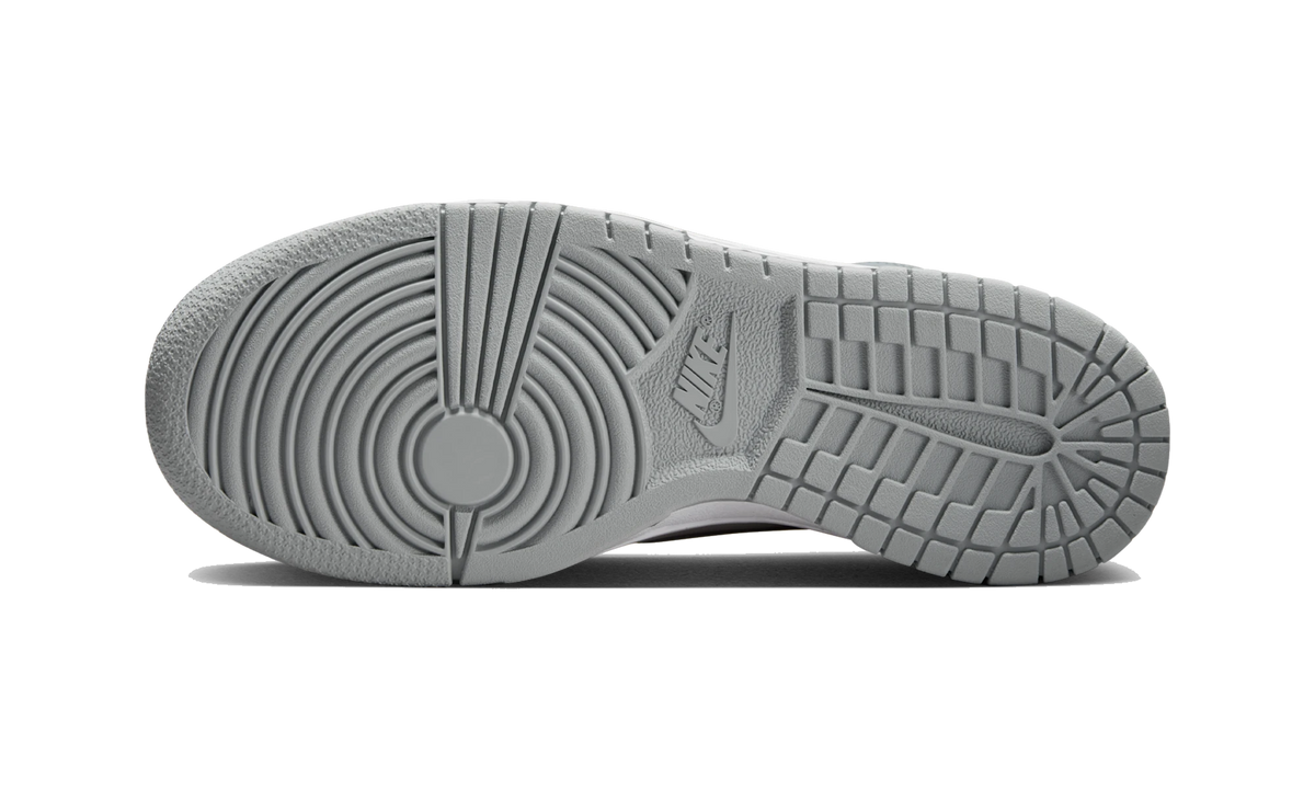 Nike Dunk High Phantom Wolf Grey