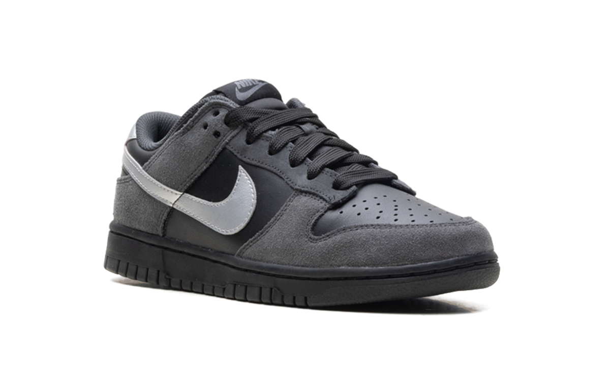 Nike Dunk Low Black Anthracite Silver
