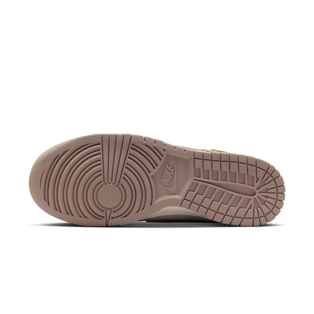 Nike Dunk Low Malt Gold Mini Swoosh - Sneak