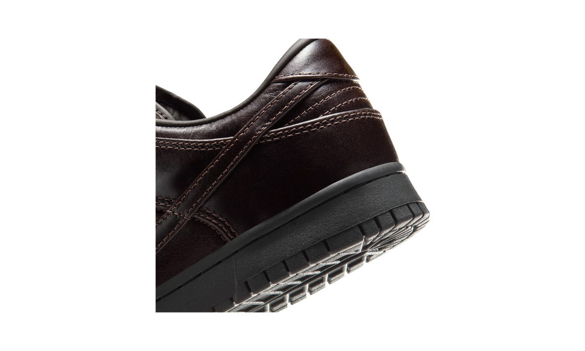 Nike Dunk Low Retro Premium Classic Brown Black