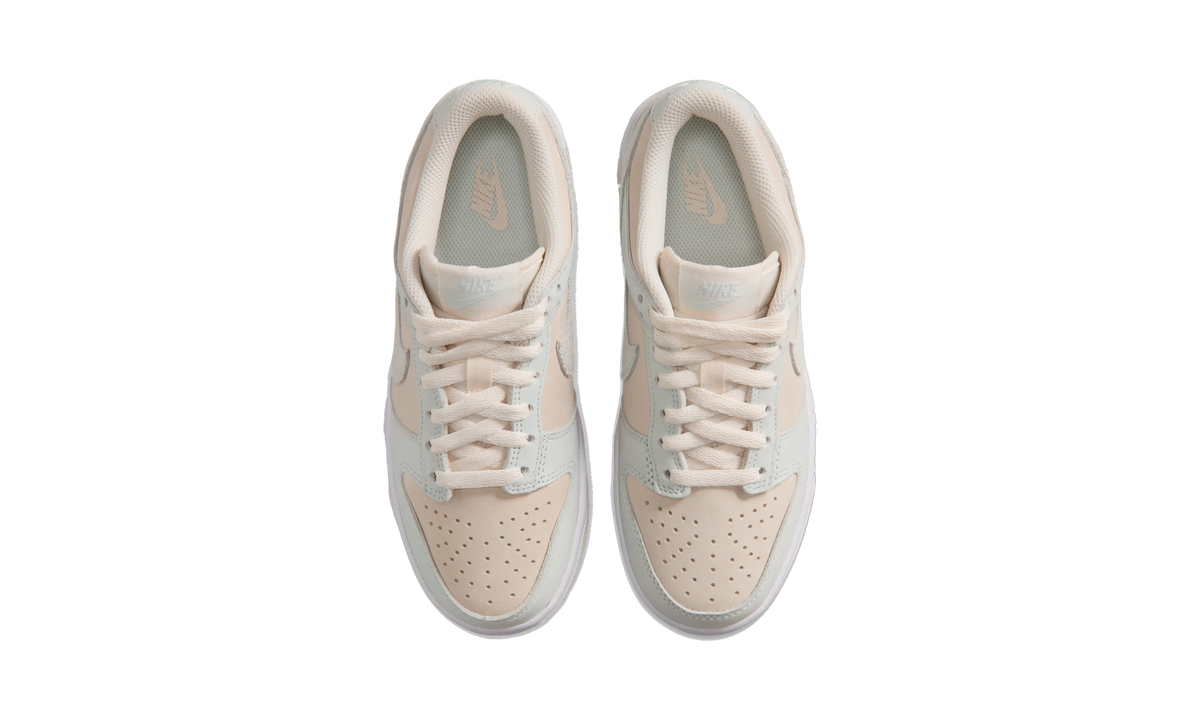 Nike Dunk Low Suede Chalk Barely Green