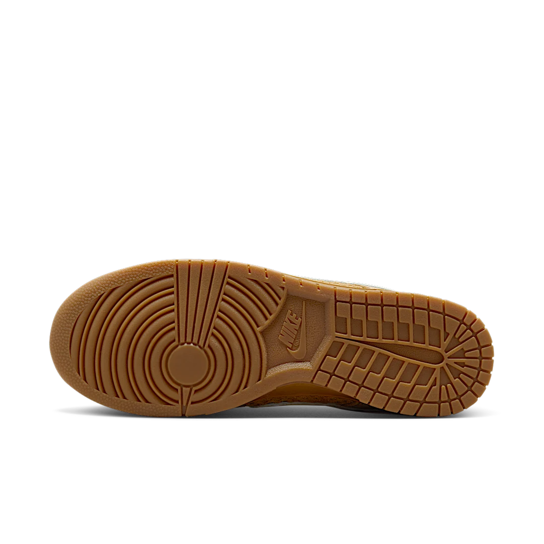 Nike Dunk Low Waffle, Wheat/Coconut Milk/Sesame/Black/Total Orange (FZ4041-744)