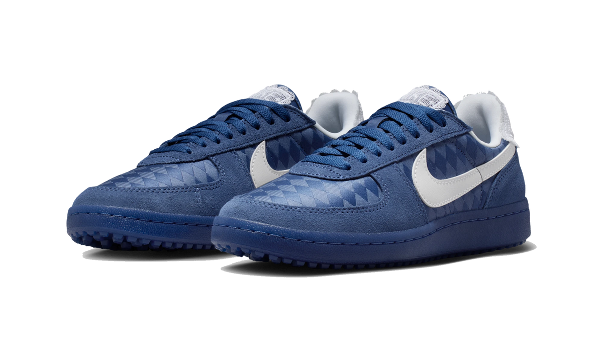 Nike Field General Mystic Navy White