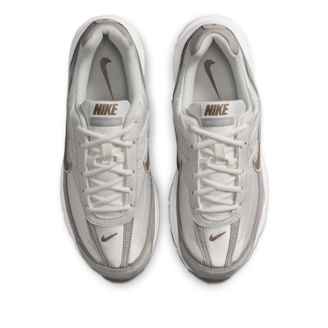 Nike Initiator Phantom Light Bone Sail Mink Brown, Phantom/Light Bone/Sail/Mink Brown (IB4339-001)