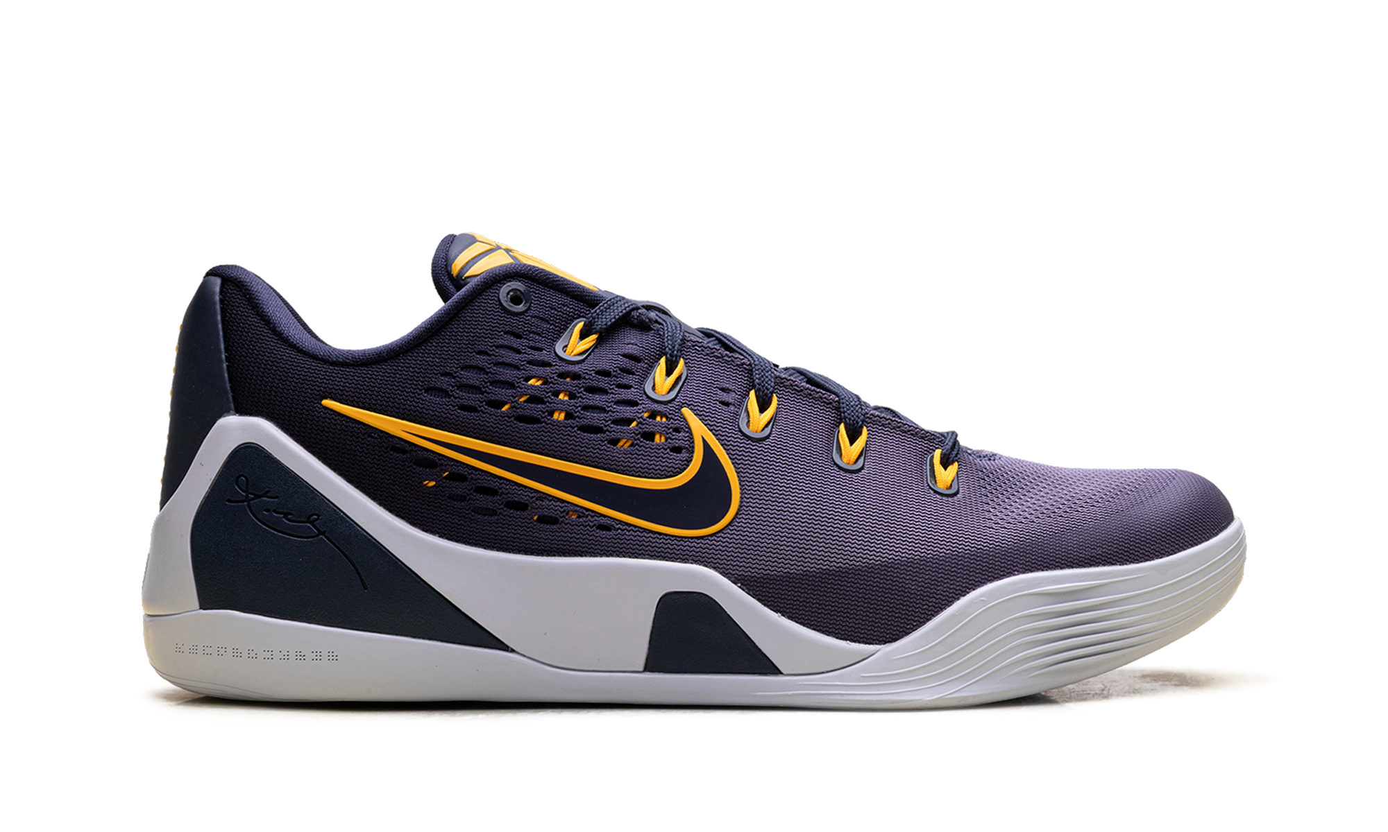 Nike Kobe 9 EM Low Protro Fade