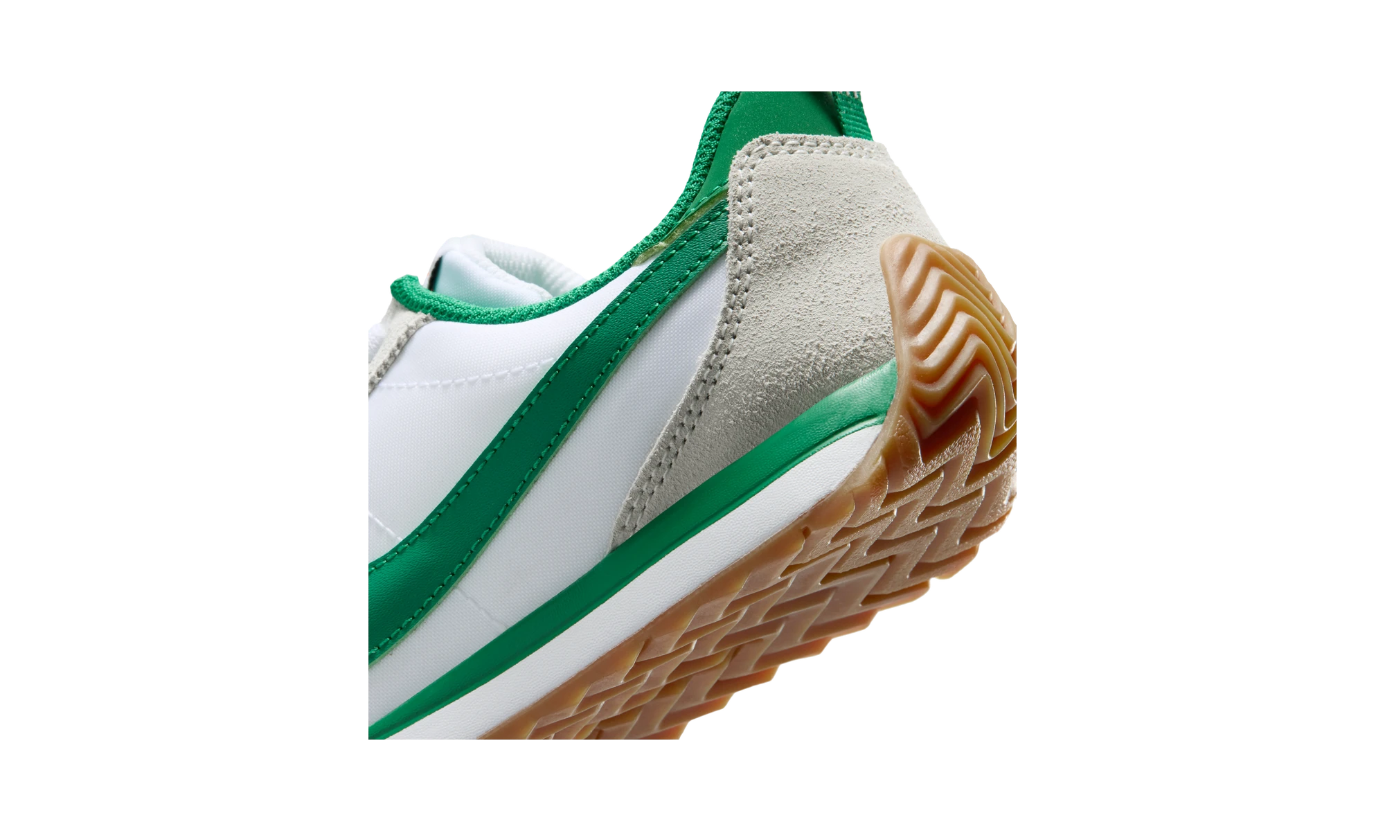 Nike Pacific White Malachite Gum (PS)