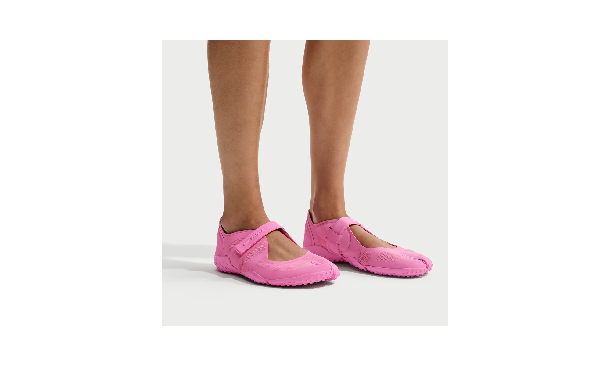 Nike Rift Mesh SKIMS Psychic Pink