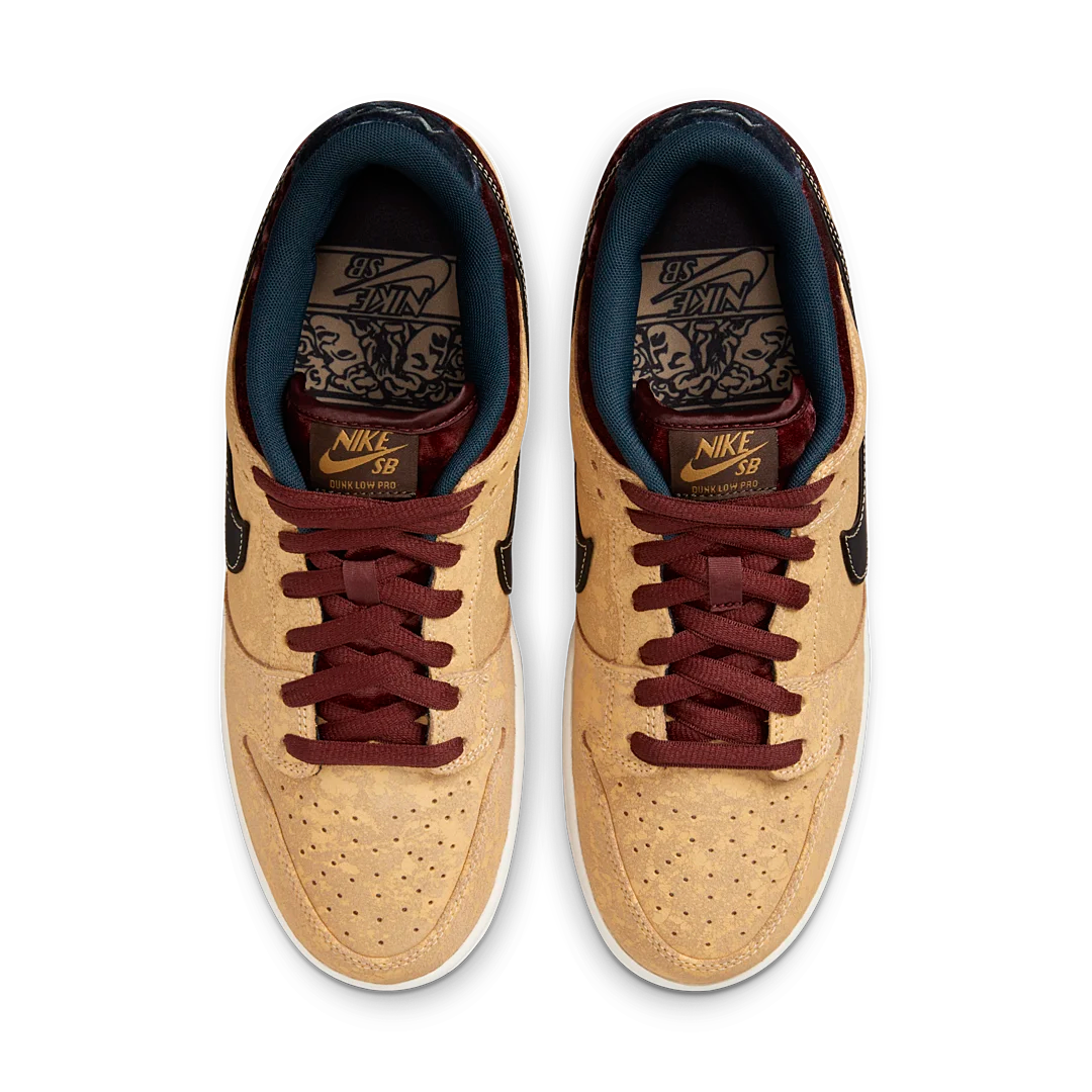 Nike SB Dunk Low City of Cinema, Celestial Gold/Black/Dark Team Red/Armory Navy/Baroque Brown/Gold (FZ1278-200)