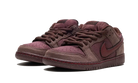 Nike SB Dunk Low City of Love Burgundy Crush, Burgundy Crush/Dark Team Red/Earth/Dark Pony/University Red/Earth (FN0619-600)