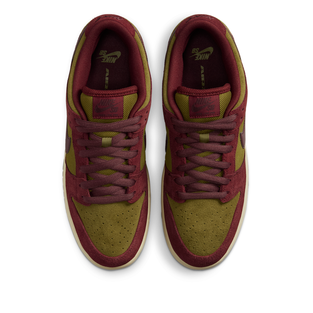 Nike SB Dunk Low Dark Team Red Olive Flak, Dark Team Red/Burgundy Crush-Olive Flak-Parachute Beige-Armory Navy (HQ1625-600)