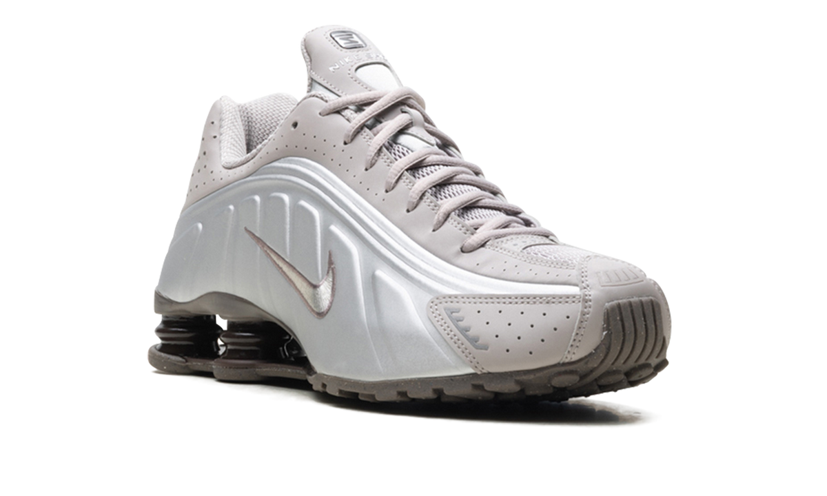 Nike Shox R4 Cave Stone