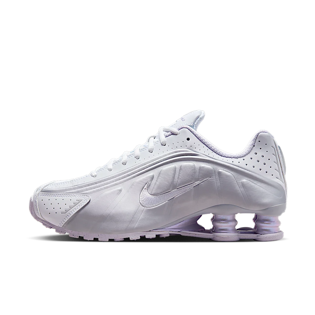 Nike Shox R4 White Metallic Platinum Barely Grape, White/Metallic Platinum/Platinum Tint/Barely Grape (HF5076-100)