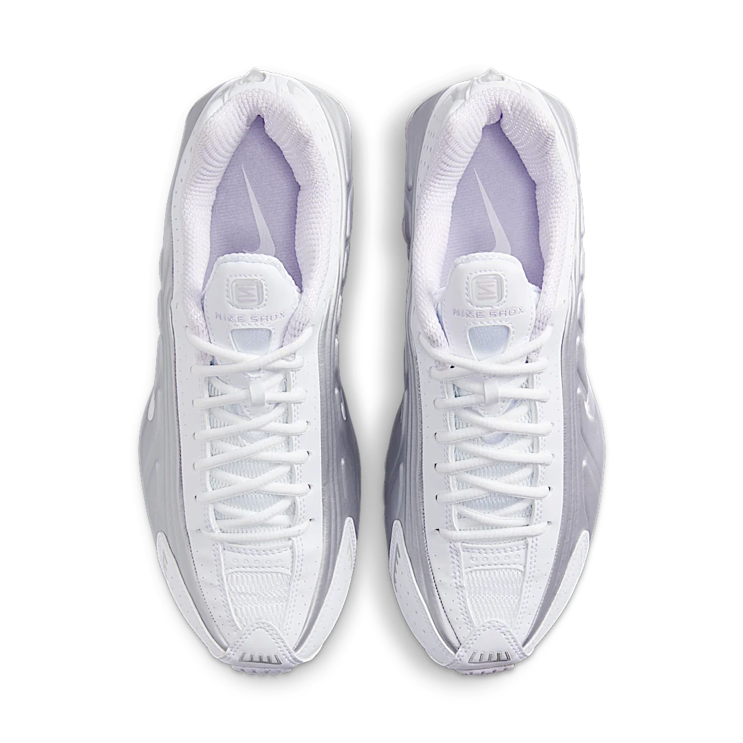 Nike Shox R4 White Metallic Platinum Barely Grape, White/Metallic Platinum/Platinum Tint/Barely Grape (HF5076-100)