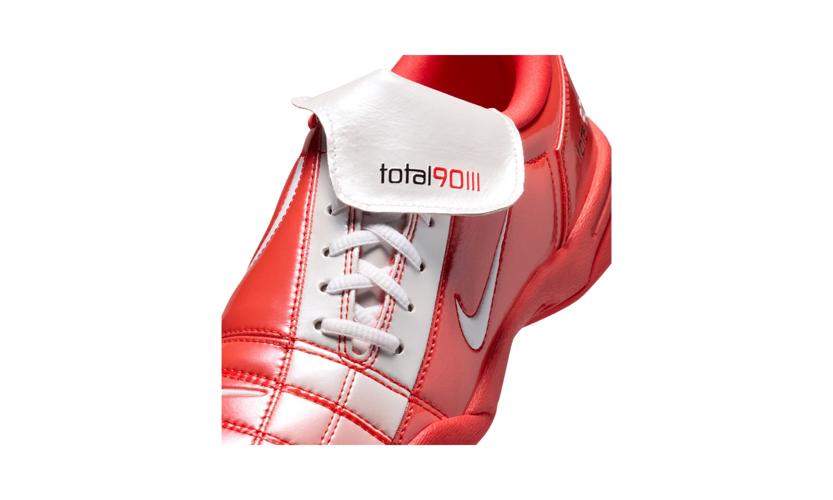 Nike Total 90 SE Light Crimson White