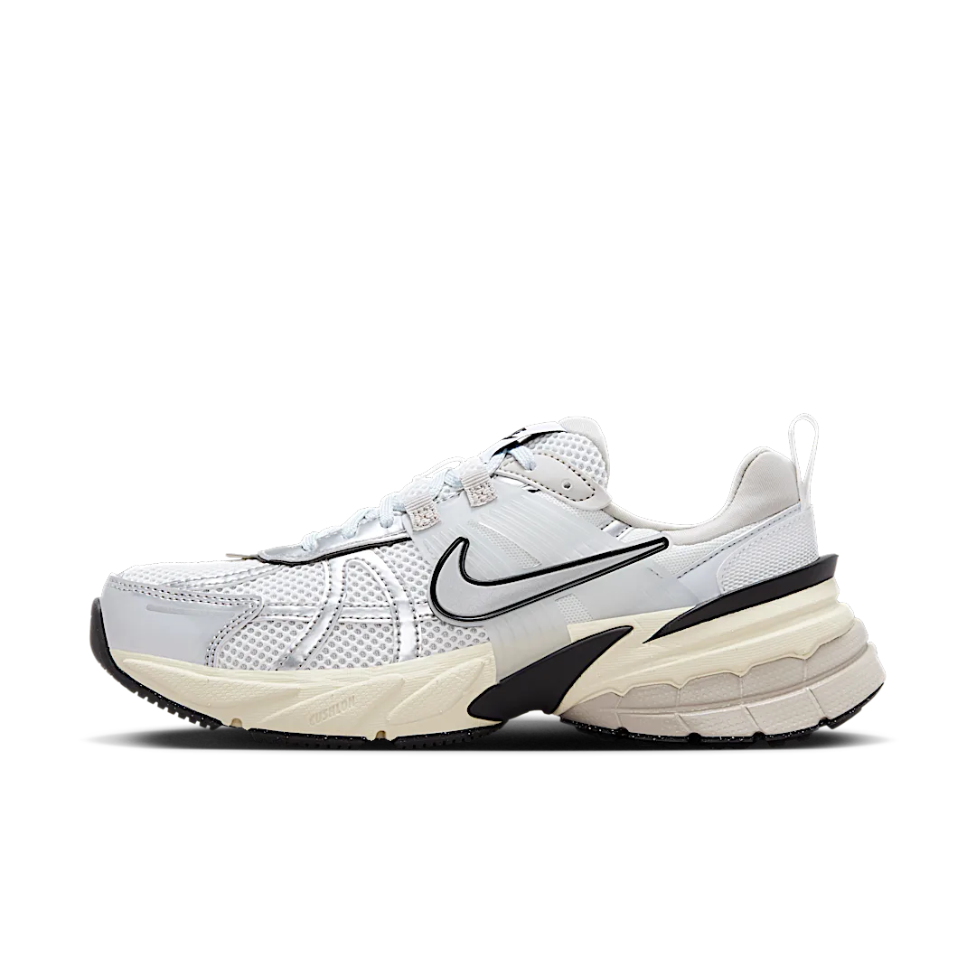 Nike V2K Run Summit White Metallic Silver, Summit White/Metallic Silver (FD0736-100)