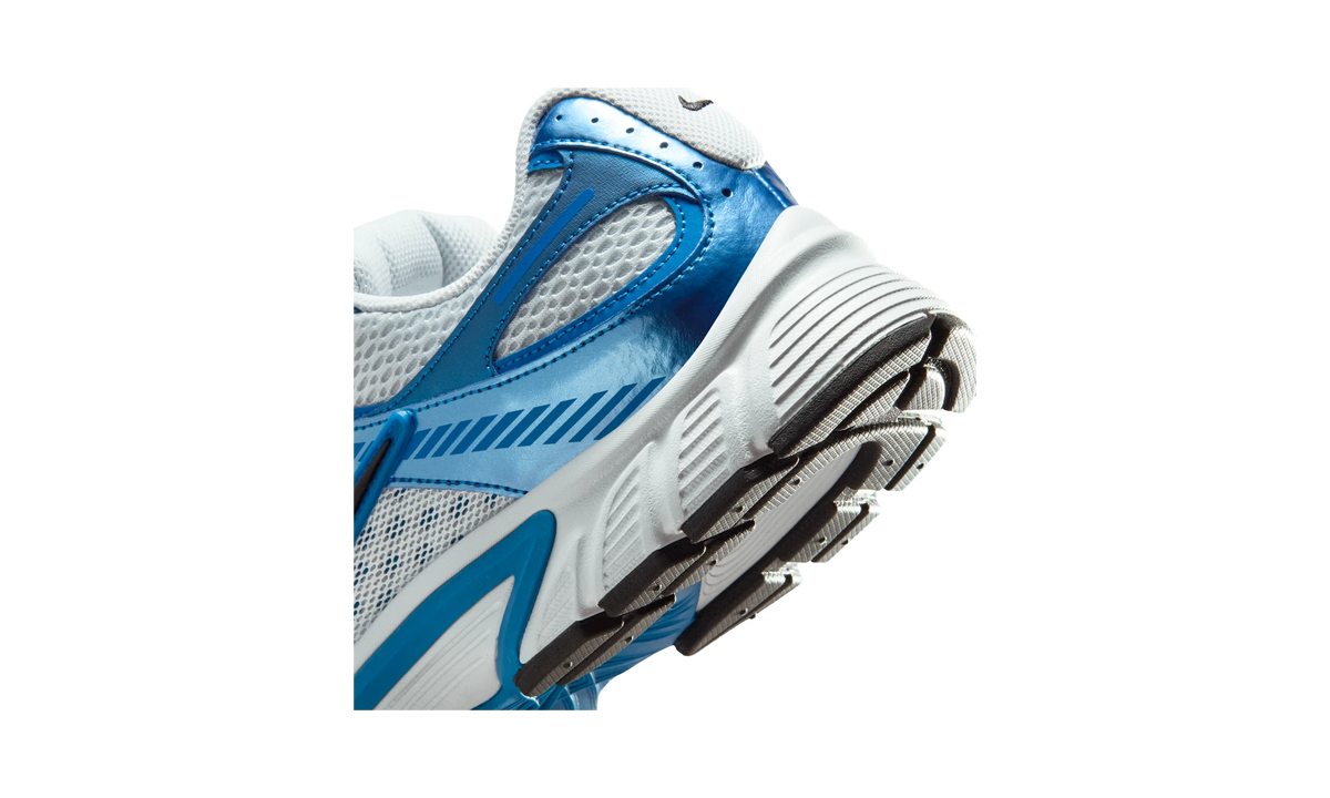 Nike V5 RNR Pure Platinum Brilliant Blue